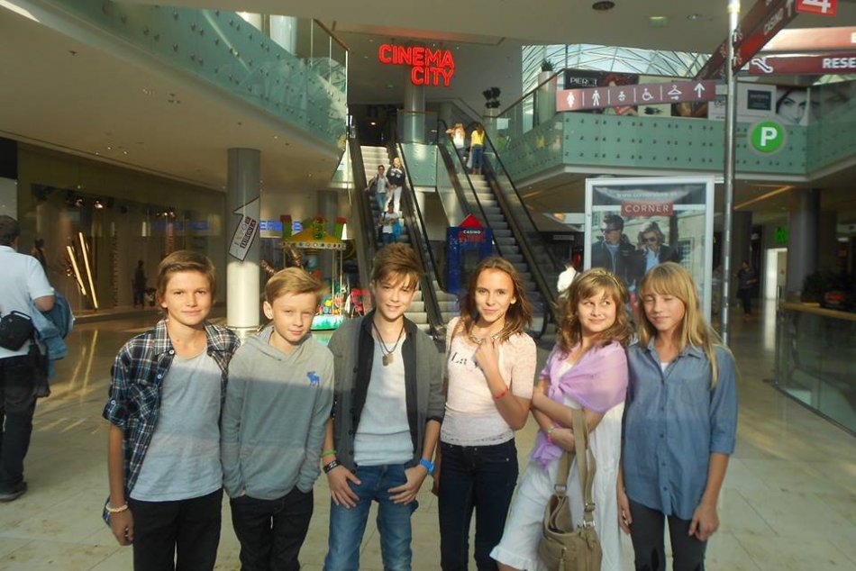 Žiačka základnej školy hviezdi v seriáli Superhrdinovia