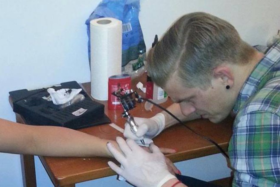 Tatér Igor "Trevis" Práznovský (31) zo Šale a jeho práce