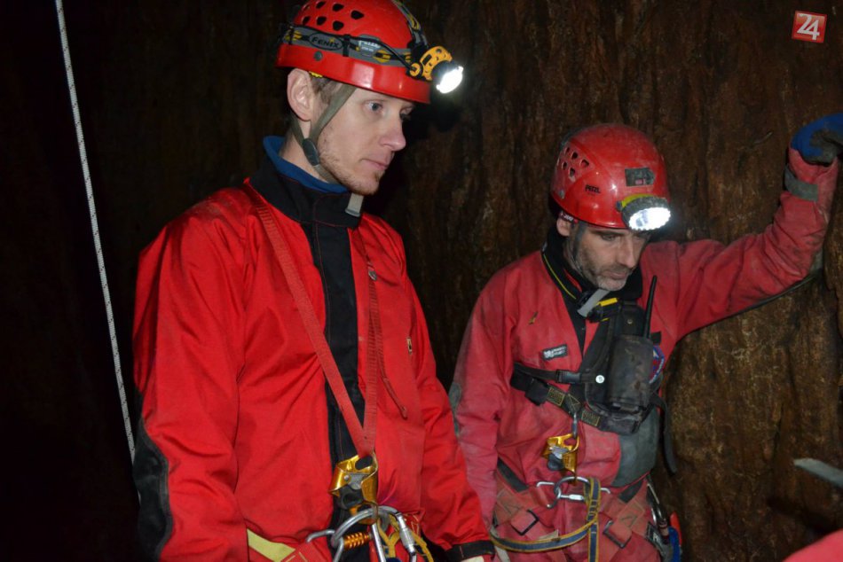 Cvičenie: Záchranná akcia jaskyniarov