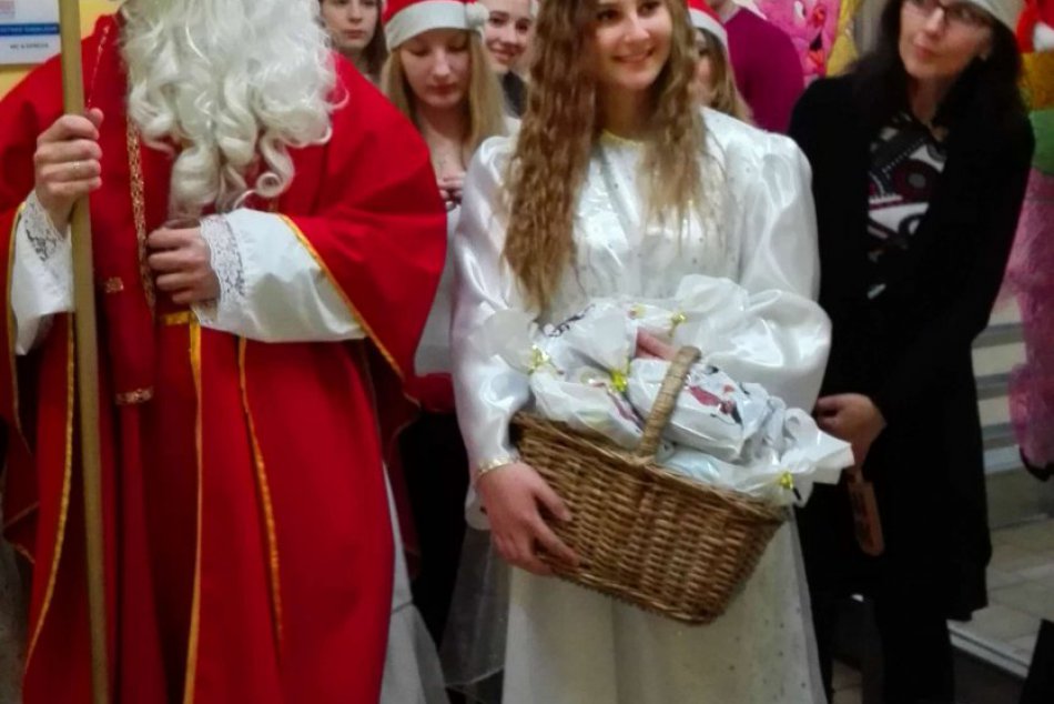 Mikuláš obdaroval deti aj dospelých