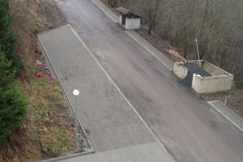K bytom na Krahuliach už pribudlo aj parkovisko, žiadateľov je dosť