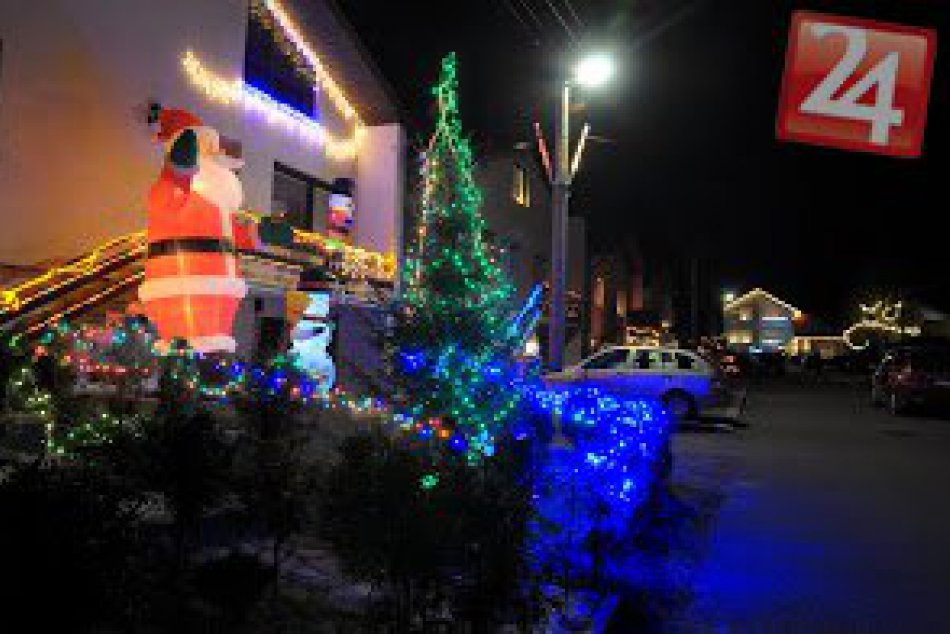 Nádherné Foto: Vianočná výzdoba v Smižanoch