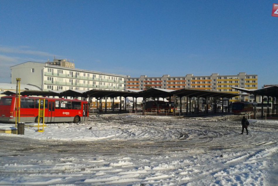 Rekonštrukcia autobusovej stanice odložená: Počasie jej dalo STOP!