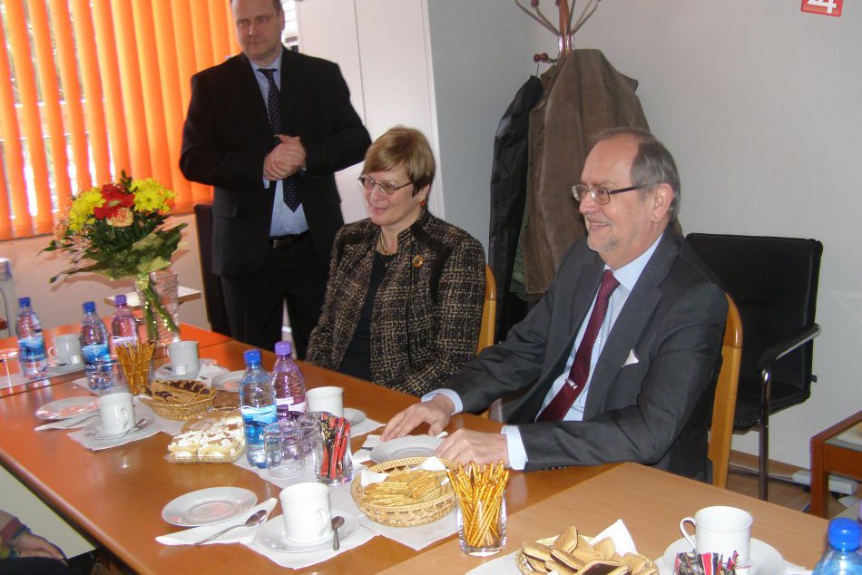 Nemecký veľvyslanec sa stretol s popradskými bilingvalistami.