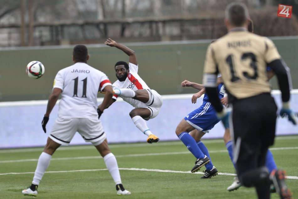 Futbalovej Dukle nevyšiel úvod jarnej časti ligy