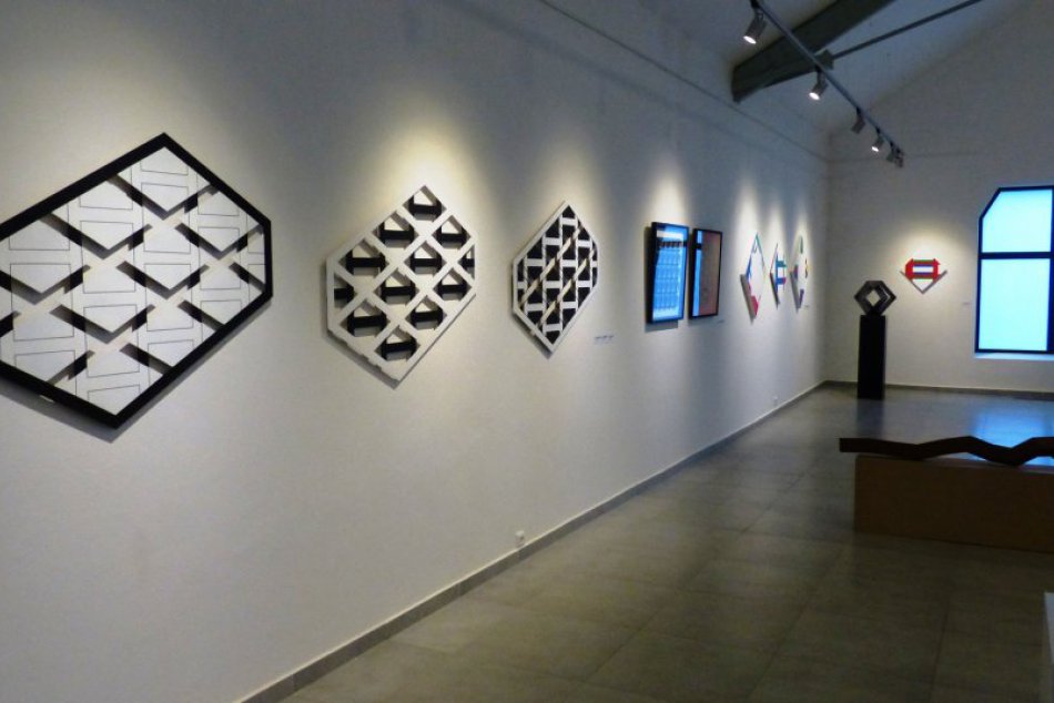 TG: Štyri generácie geometricko - abstraktného holandského umenia
