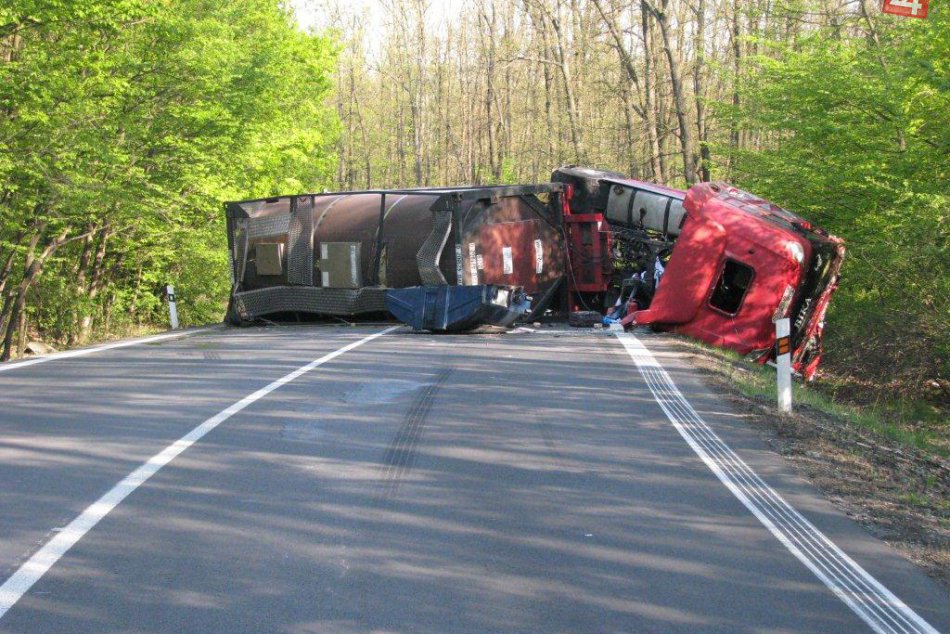 Tragická dopravná nehoda: Vodička zrážku neprežila