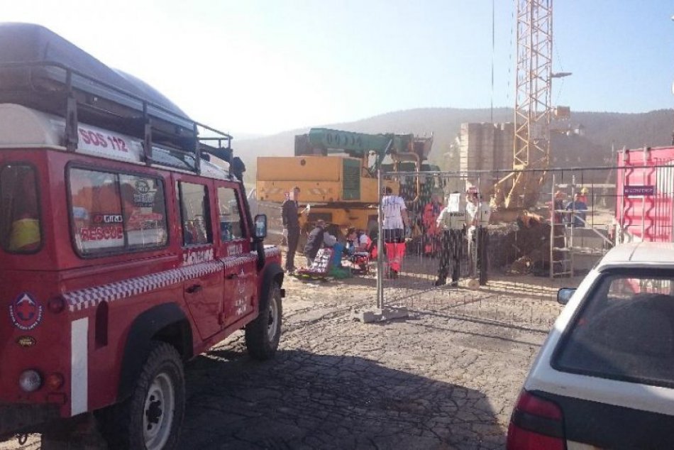 FOTO z miesta nešťastia: Na Donovaloch zasahoval vrtuľník