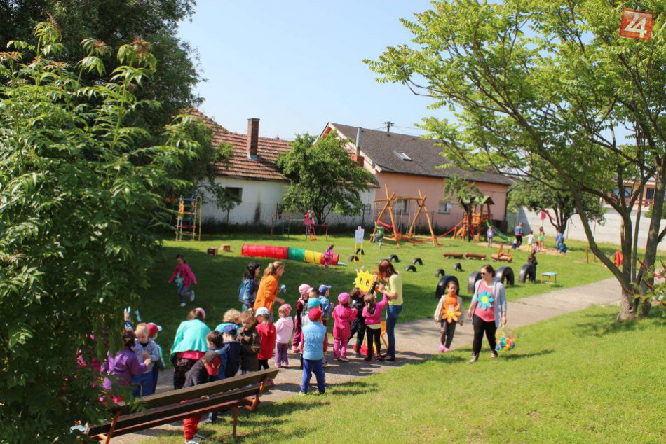 Deťom odovzdali nové ihrisko