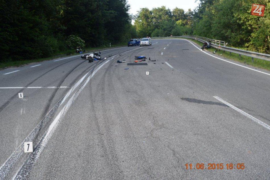 FOTO: Ďalšia nehoda cestou na Jahodnú, búrali až traja vodiči!