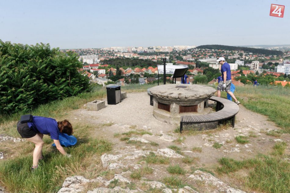 Desiatky ľudí v uliciach: Rozhodli sa skrášliť Nitru