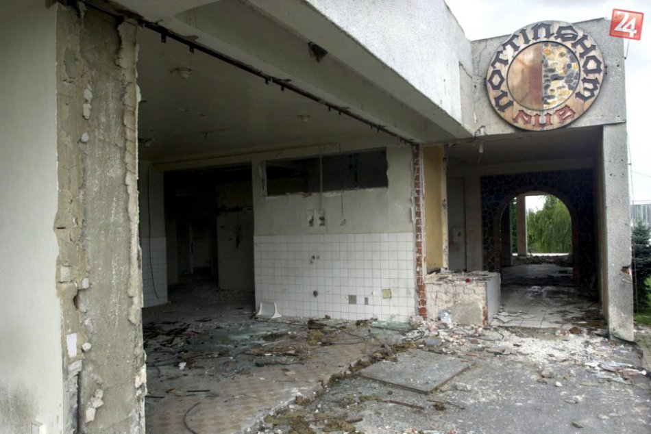 Pamätáte sa ešte? Pred 11 rokmi začala výstavba Centro Nitra demontážou obchodné