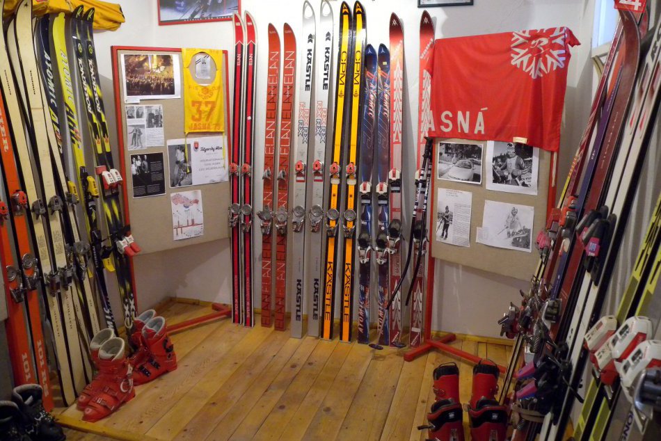 FOTO: Unikátne lyžiarske múzeum pri Bystrici