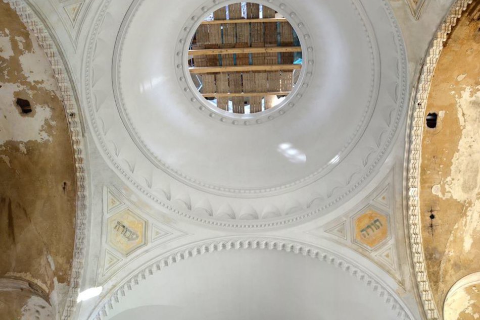 Veľké finále rekonštrukcie synagógy dáva nový vzhľad aj interiéru