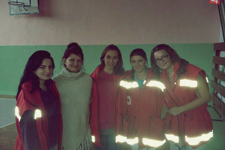 Obrazom: Študenti zdravotníckej školy na účelových cvičeniach základných škôl