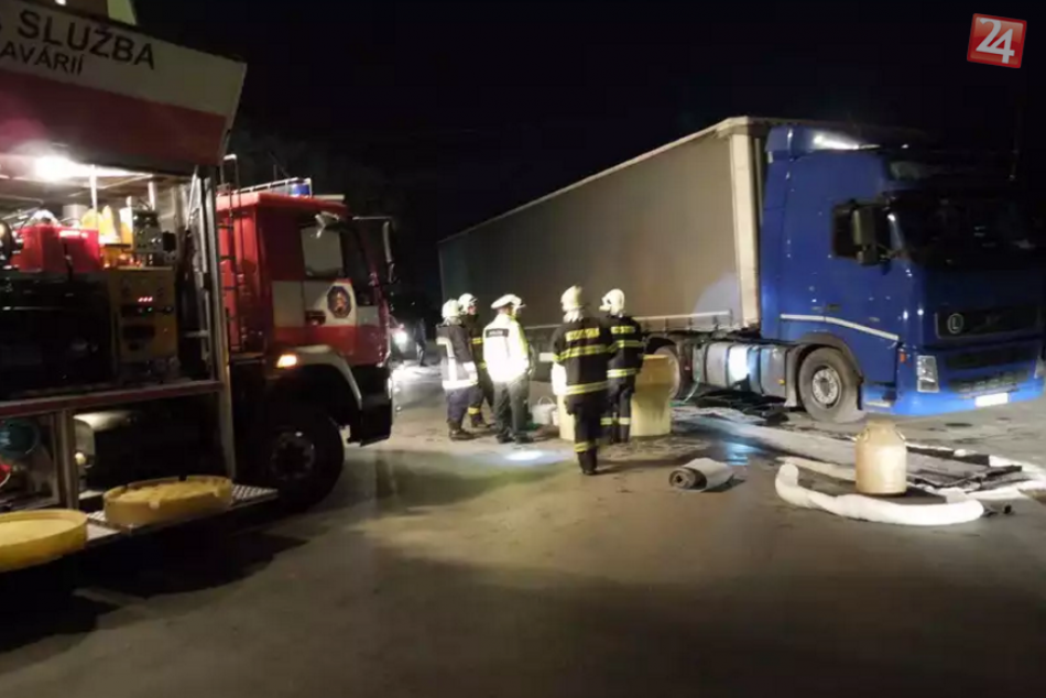 Nafta na ceste v Prešove: Nutný zásah hasičov!