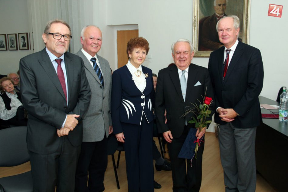 Profesor Mydlík (83) uvedený do Dvorany slávy slovenskej medicíny