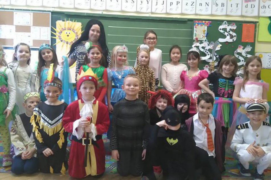 Novozámocké deti zamaskované na nepoznanie: Kráľ, princezné i superhrdinovia