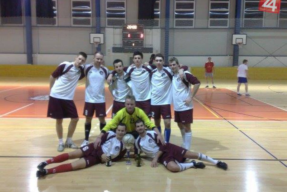 Breznianske Sršne : Futsalisti o svojich úspechoch aj lige pozrite FOTO!