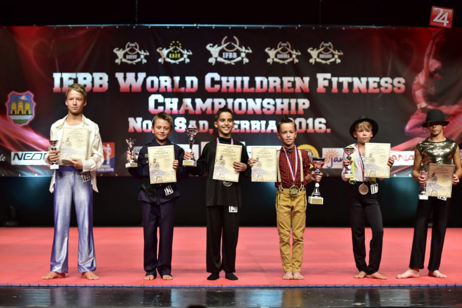 Na Majstrovstvách sveta v detskom fitness Zvolen zahviezdil