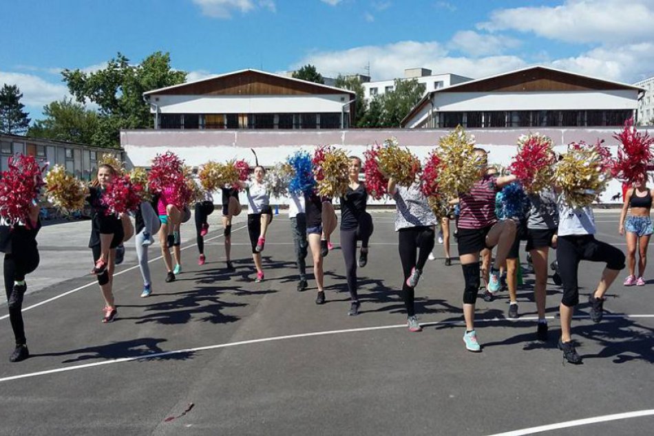 Mažoretky Bona: Príprava na ME v Púchove