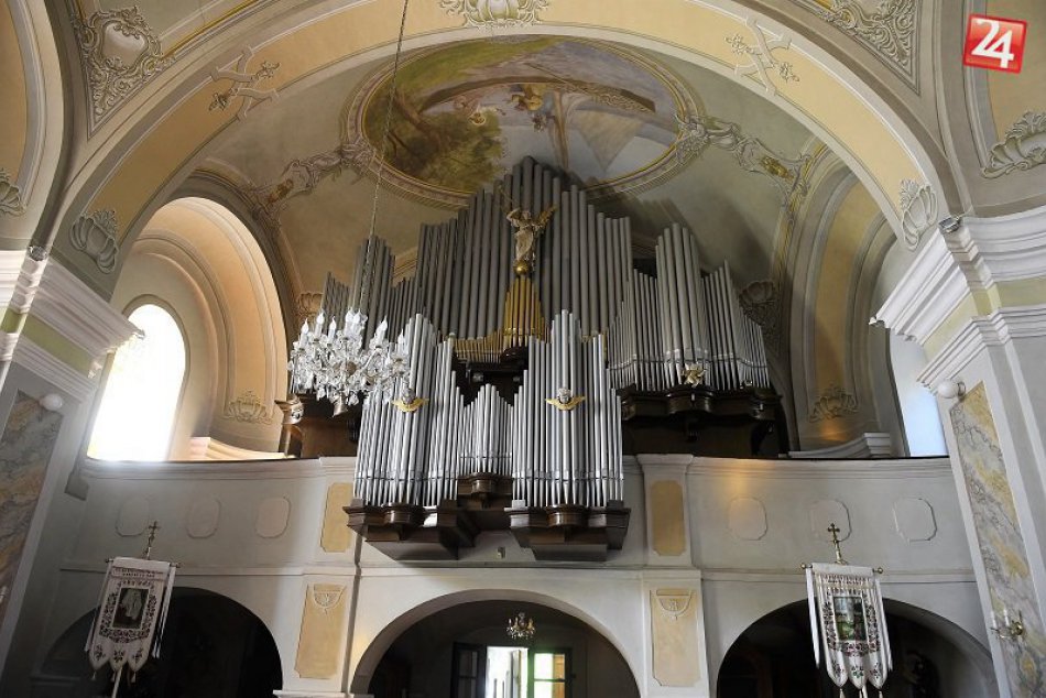 KU usporiadala Kurz pre chrámových organistov a kantorov