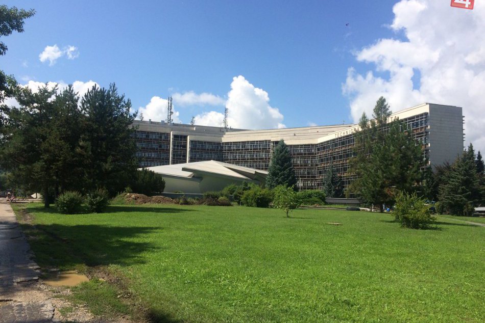 Momentálna rekonštrukcia areálu Technickej univerzity v OBRAZOCH