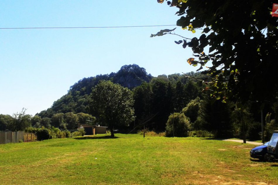 Prekrásny výhľad z Jasovskej skaly