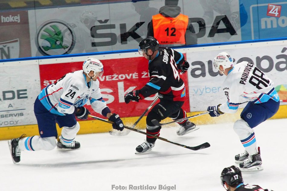 FOTO: HK Nitra - HC'05 iClinic Banská Bystrica  v 19. kole Tipsport ligy