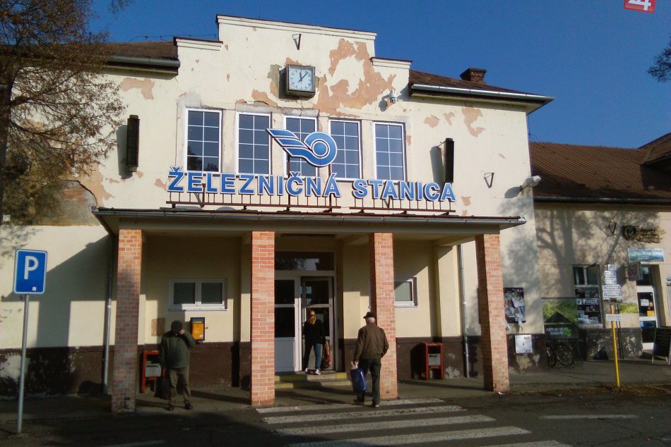 V OBRAZOCH: Železničnú stanicu v Lučenci čaká veľká obnova