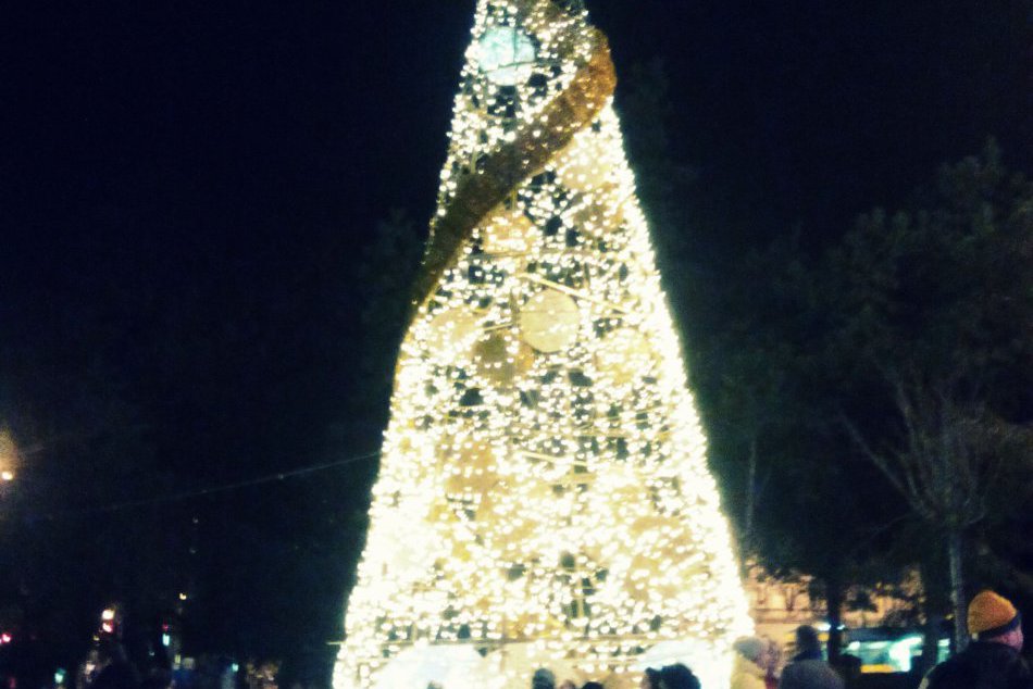 Trhy v centre Košíc praskali vo švíkoch