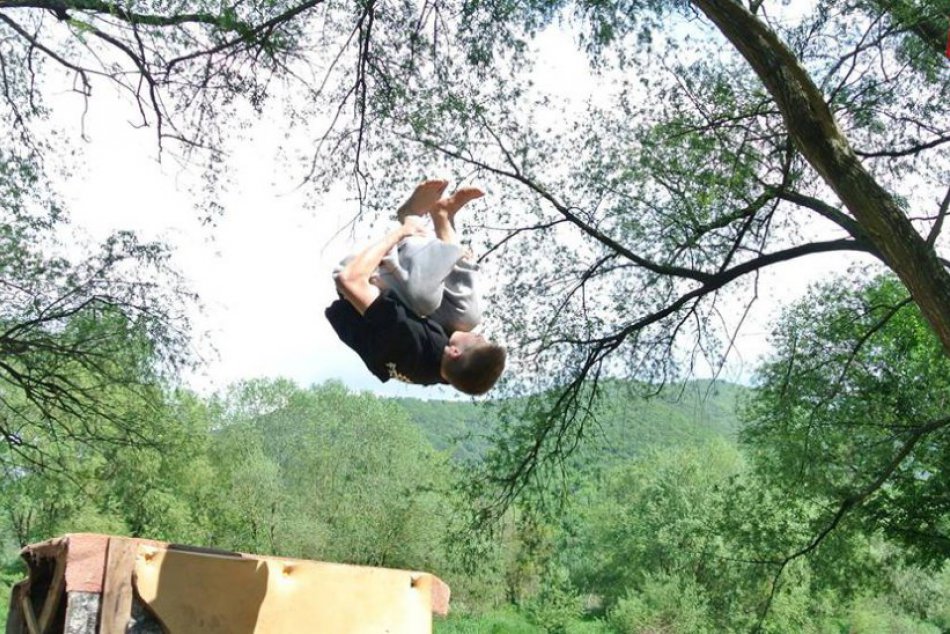 FOTO: Žilinčan Matúš a jeho akrobatické kúsky