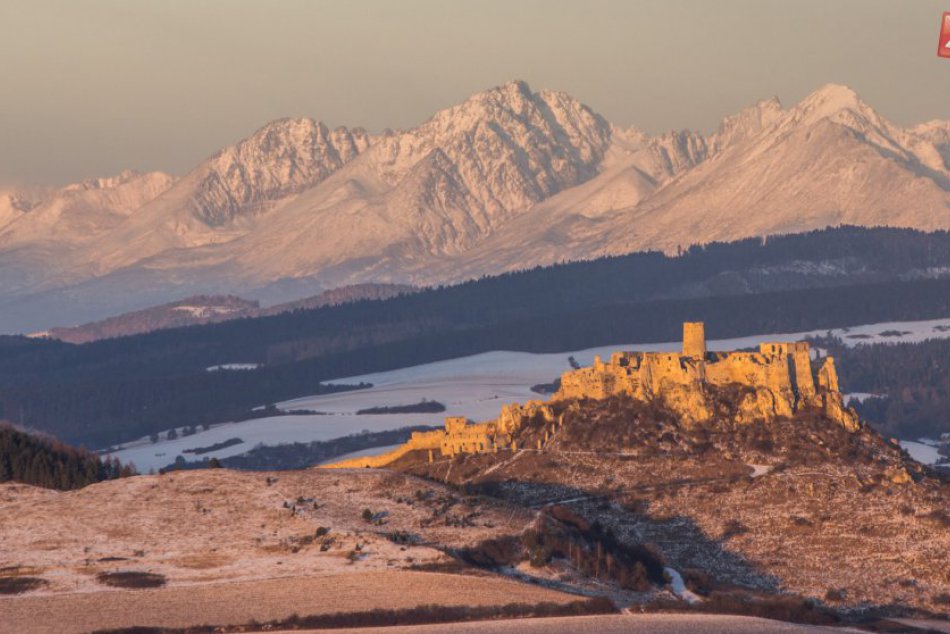 Novovešťan nafotil parádne zábery: Spišský hrad v zimnom šate