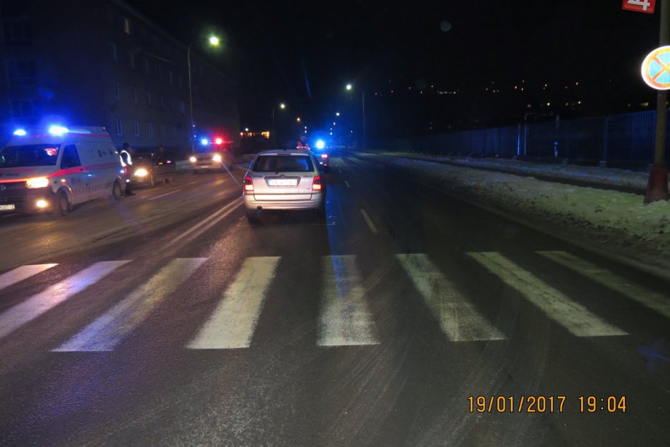 Dopravná nehoda priamo v Považskej Bystrici: Snímky z miesta