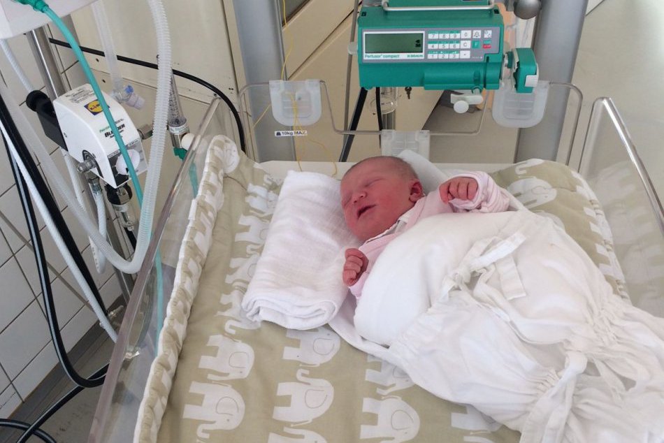 V OBRAZOCH: Nemocnica získala sadu prístrojov na ošetrovanie novorodencov