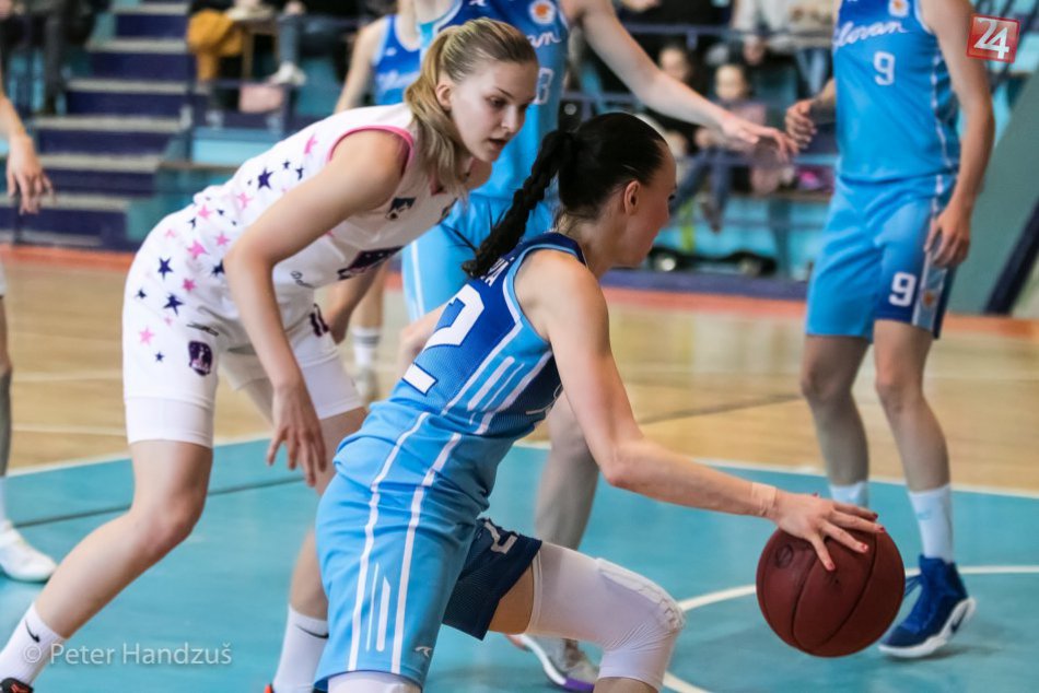 Basketbal: BAM Poprad - Slovan Bratislava