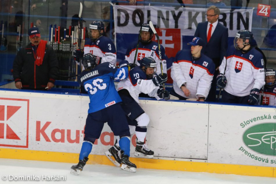Prehra po gólovej prestrelke v druhej tretine: Mladí Slováci podľahli Fínom
