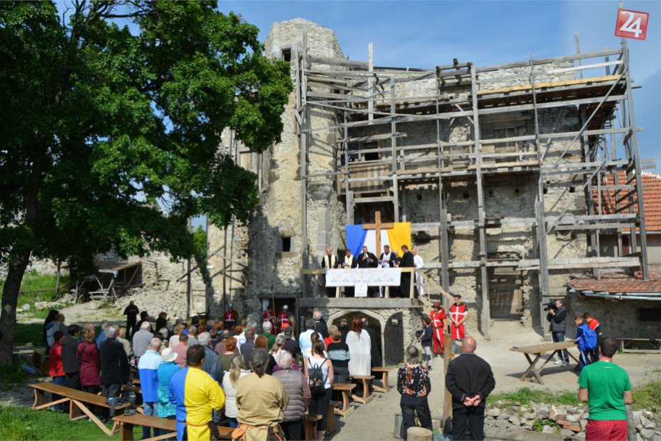 OBRAZOM: Na Vinianskom hrade sa podarilo obnoviť kaplnku
