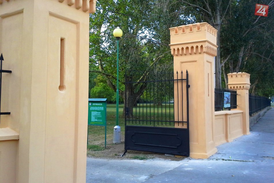 OBRAZOM: Rekonštrukcia brány do Zámockej záhrady je ukončená