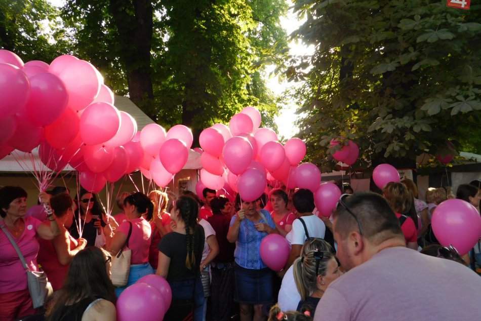 Obrazom: Počas Dní mesta sa v Spišskej konal aj 3. ročník Ružového pochodu