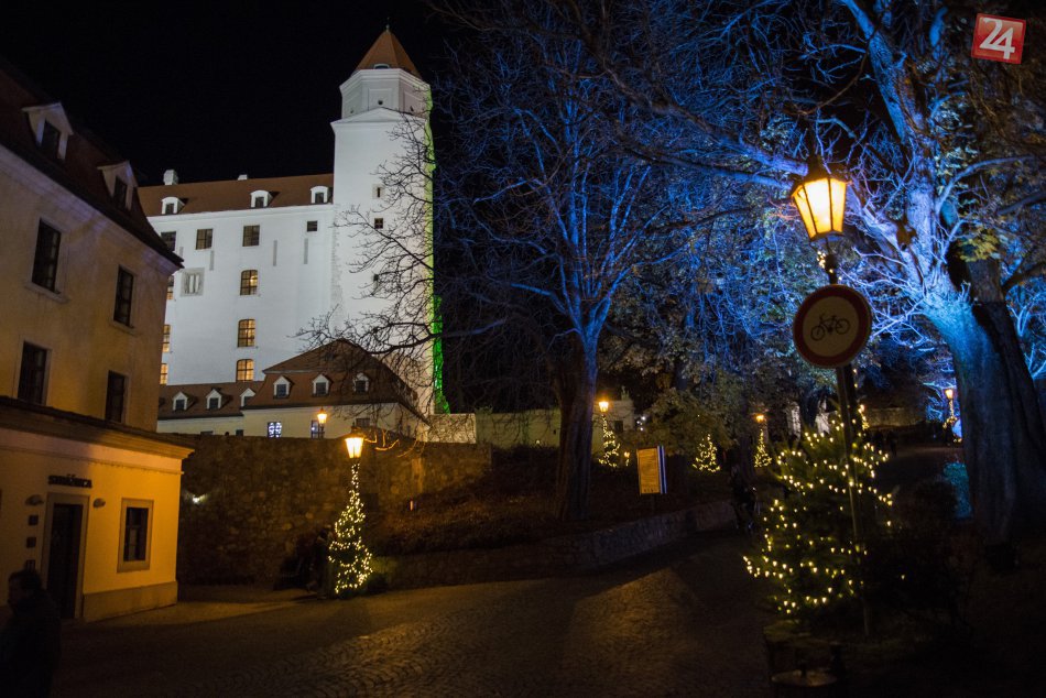 Vianočné trhy na Bratislavskom hrade