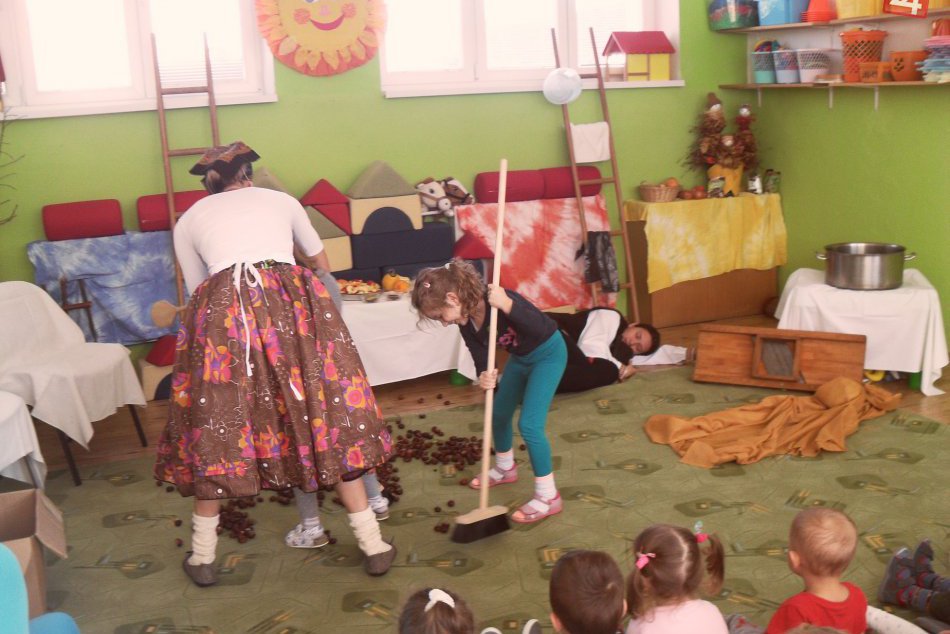 Obrazom: Tlačenie kapusty v podaní škôlkarov zo Spišskej