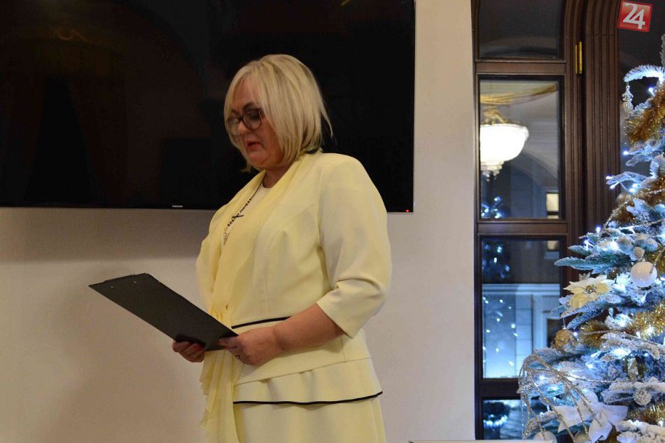 Krst knihy považskobystrickej historičky Anny Šujanskej: Zábery z neho