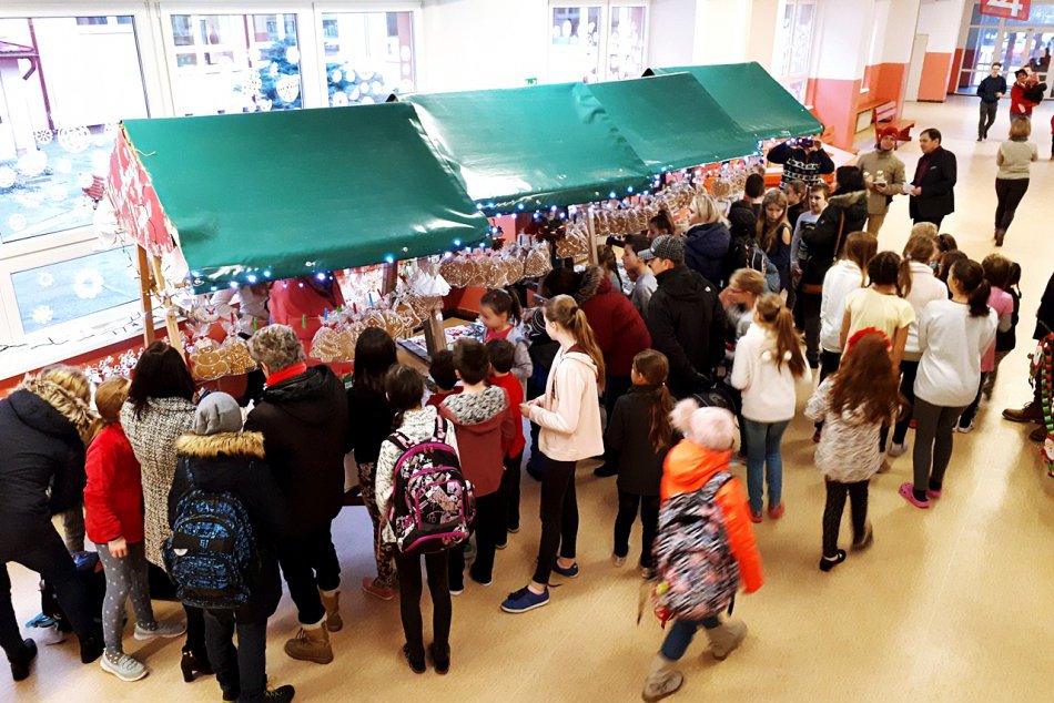 Obrazom: Vianočná burza na Juhu