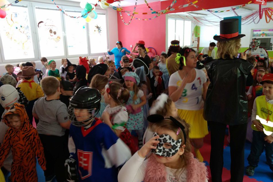 OBRAZOM: Karnevalová atmosféra zasiahla aj najväčšiu škôlku v našom meste
