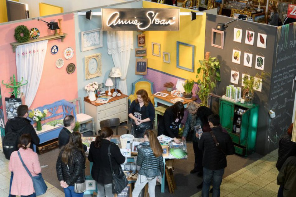 Veľtrh nábytku v Nitre otvoril svoje brány: FOTO z otvorenia