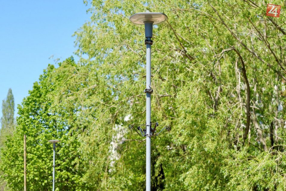 Nové moderné LED svietidlá okolo Štrkoveckého jazera