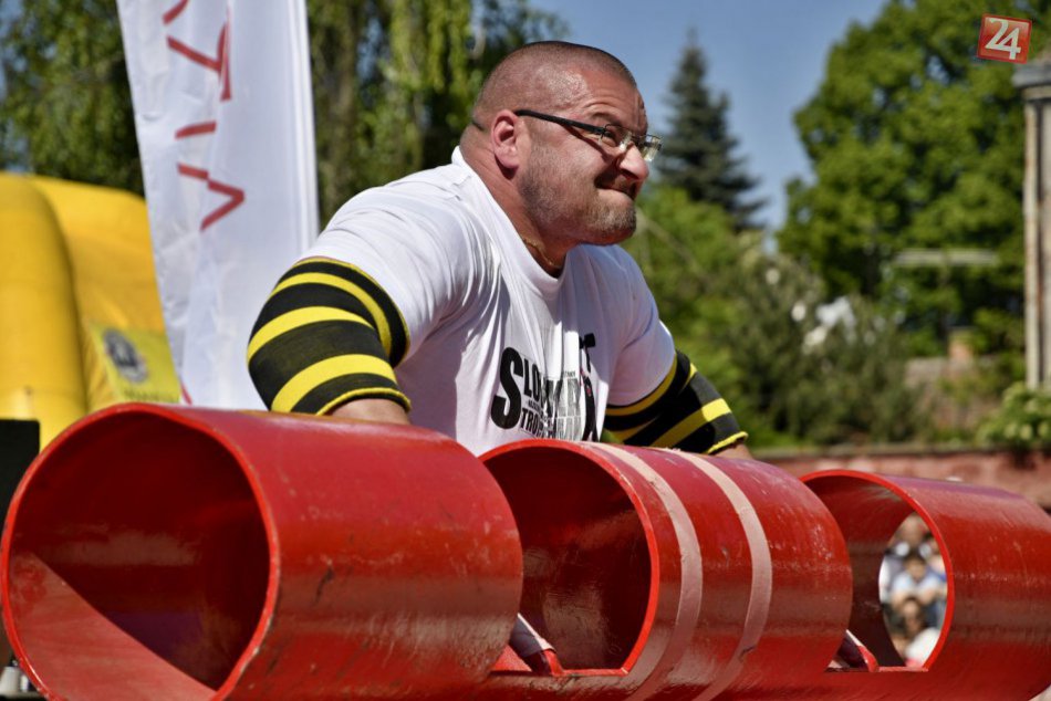 KURIOZITA DŇA: V Piešťanoch sa zišli silní muži z celého Slovenska