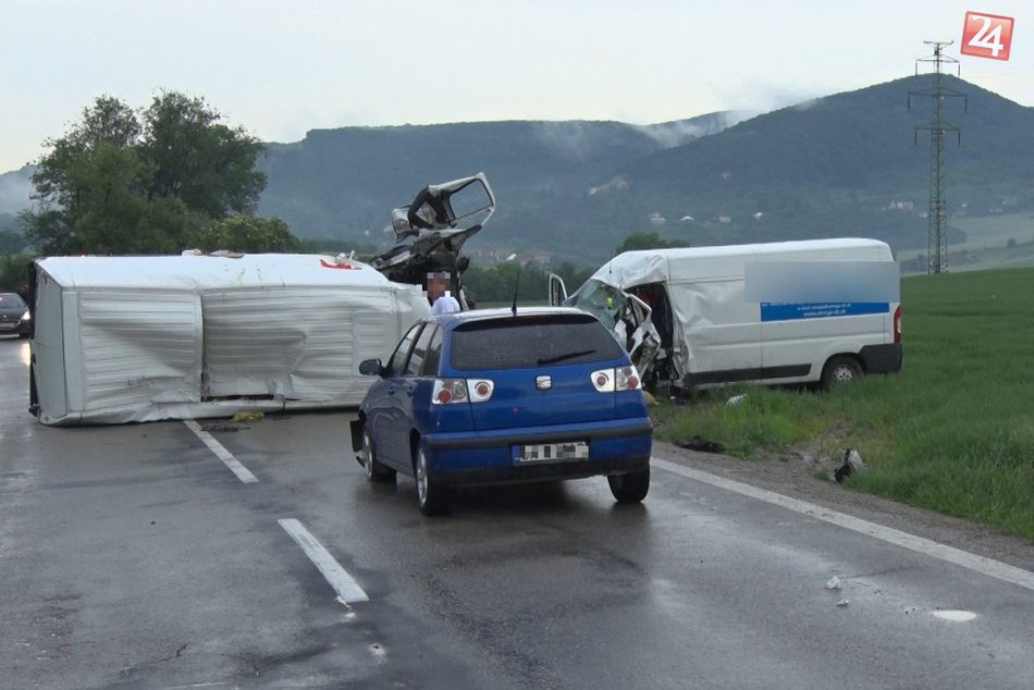 Tragická dopravná nehoda v okrese Trenčín: FOTO priamo z miesta