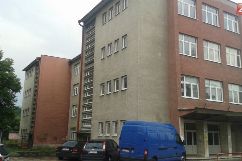 Budova bývalej SZŠ Považská Bystrica: Má tam byť škôlka či múzeum